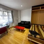 Estudio Centrico B4